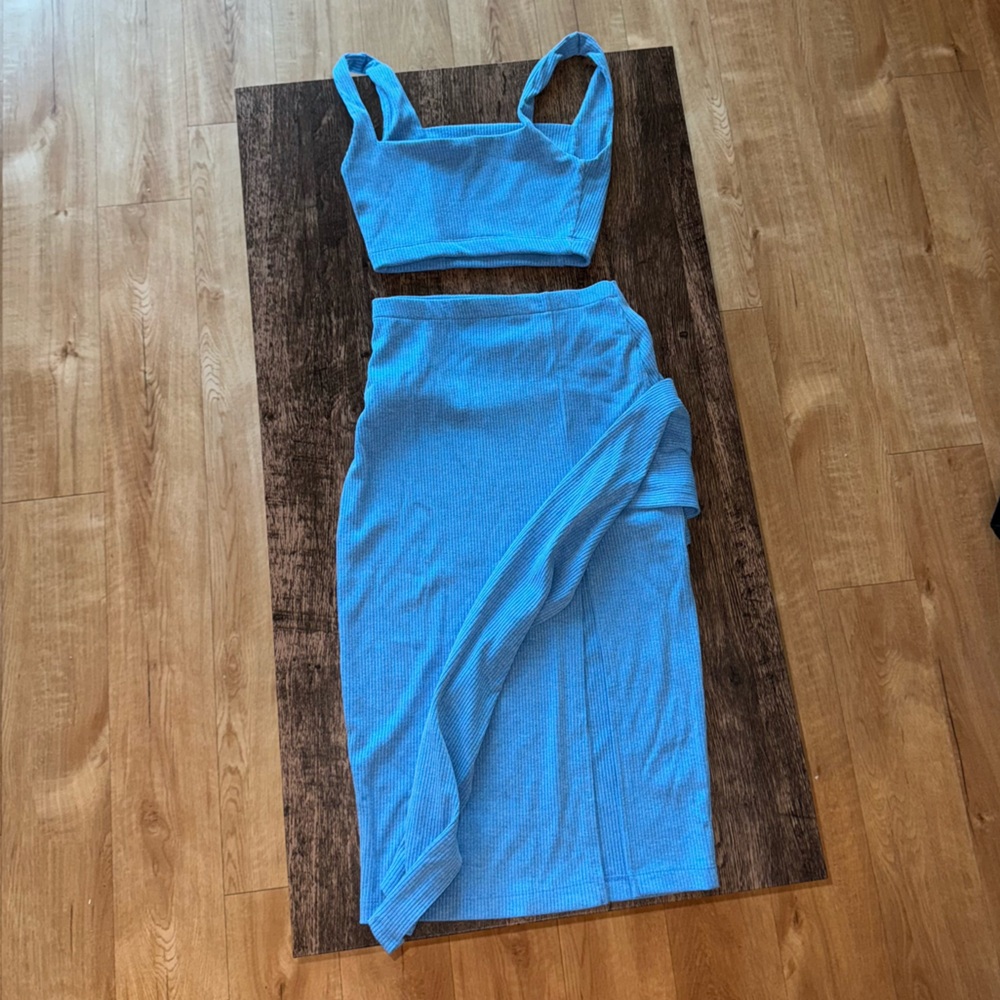 Blue Two-Piece Set - Picture 2 of 3